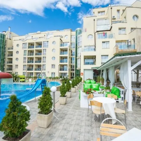 Sunny Cove Apartment