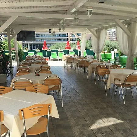 Sunny Cove Apartamento *