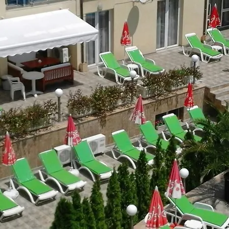Sunny Cove Апартаменты