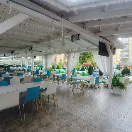 Sunny Cove Апартаменты Солнечный берег